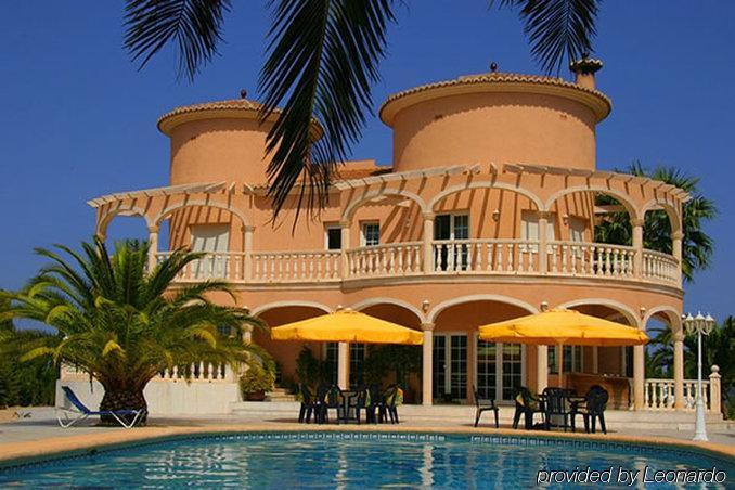 Pension Los Caballos Эльс-Поблетс Экстерьер фото